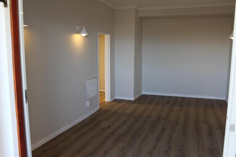 To Let 2 Bedroom Property for Rent in Fish Hoek Western Cape